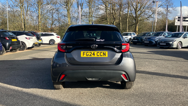 Toyota Yaris 1.5 Hybrid Design 5dr CVT Hybrid Hatchback